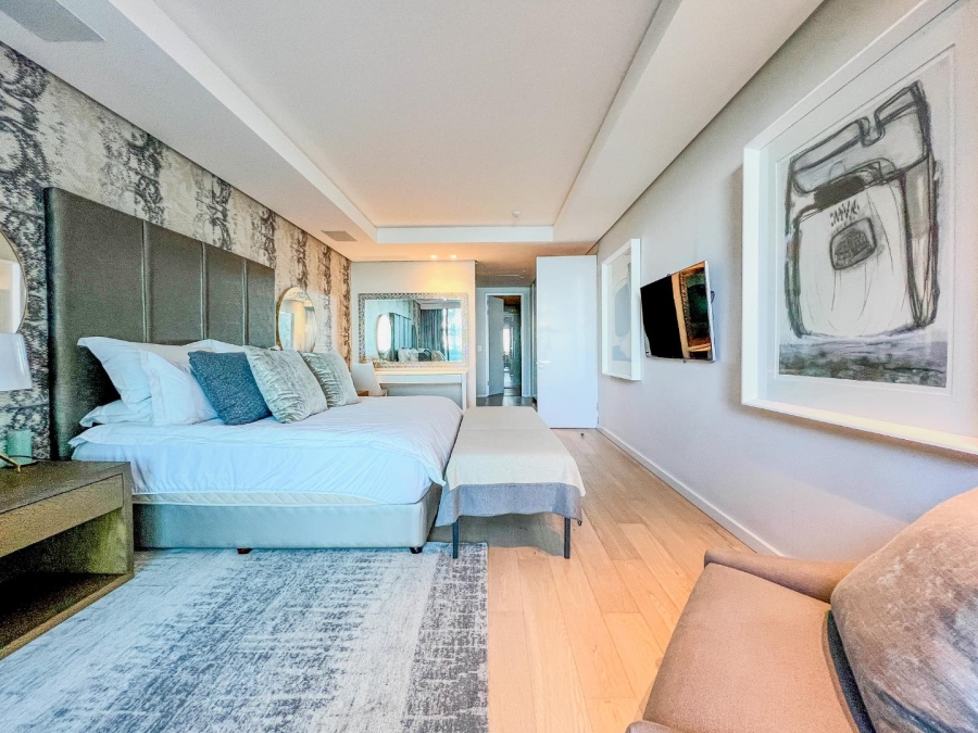 4 Bedroom Property for Sale in Clifton Western Cape